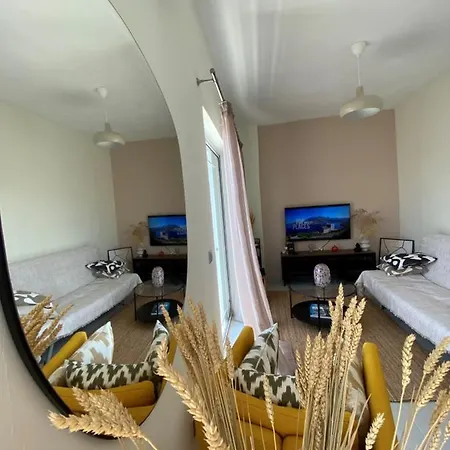 Graecus House Apartment